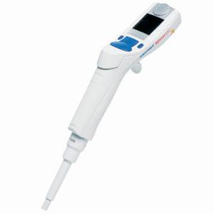 Одноканальная пипетка Eppendorf Xplorer plus объем 0,5 – 10 мкл, серый