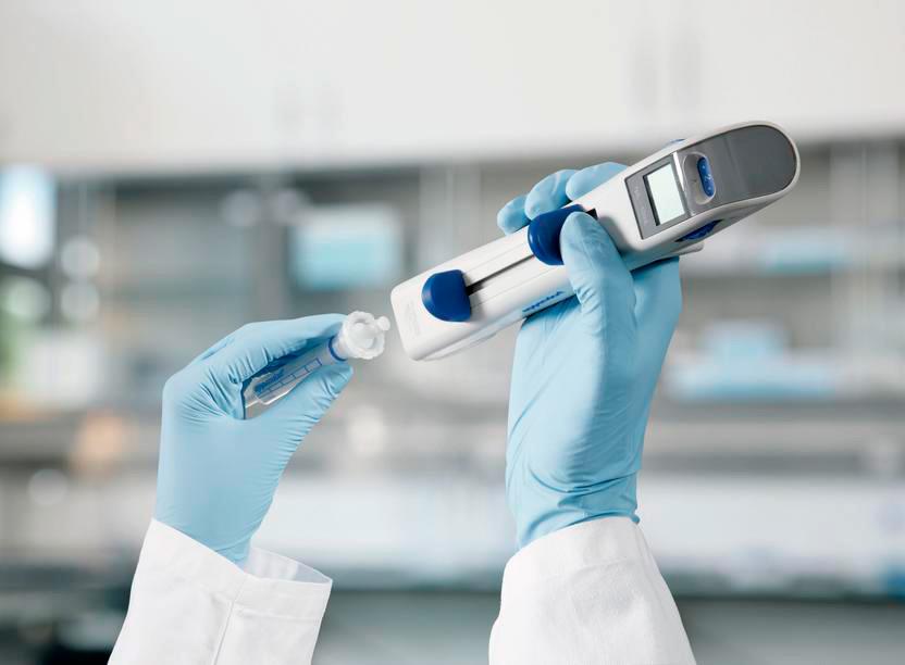 Pipeta-de-repeticion-Multipette-M4-214g