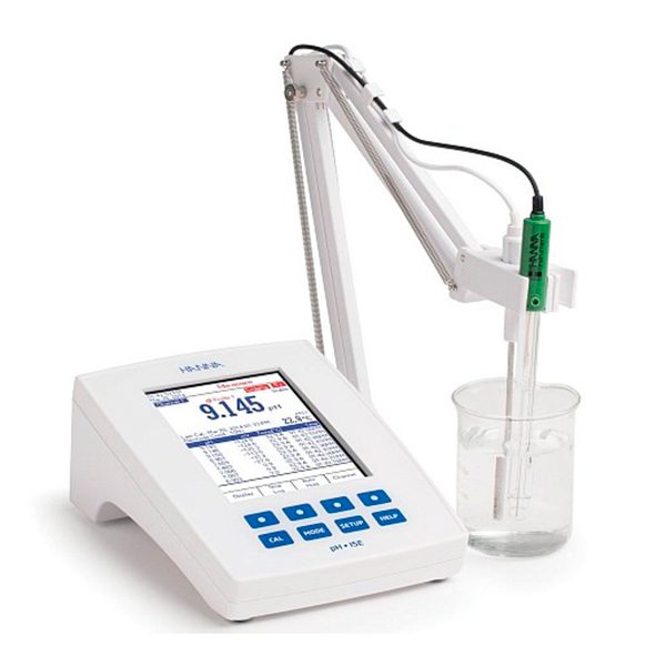 HI5222-02 лабораторный pH/ОВП-метр, иономер с функцией CAL Check™, 230V