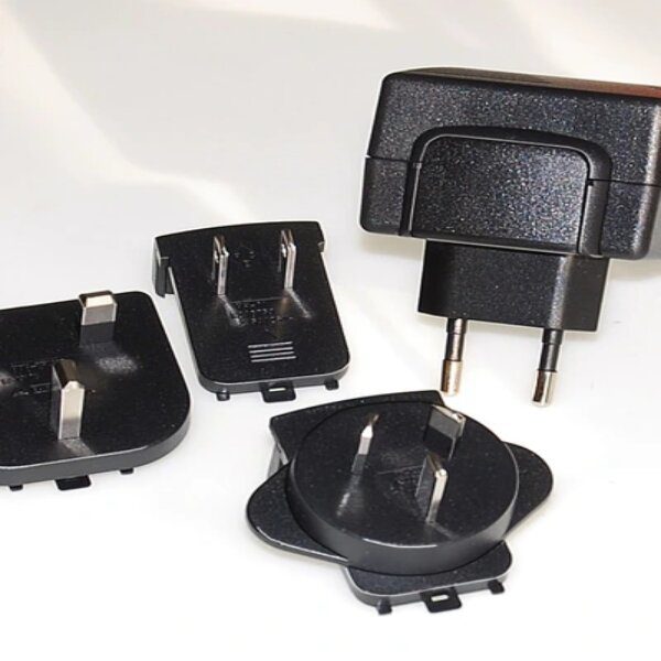 netzteil-mit-stecker-fuer-accu-energyone_00022250